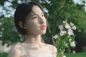 YiTuYu Art Language Vol.10450: Featuring Pan Pan in an Artistic Photography Showcase - image 8