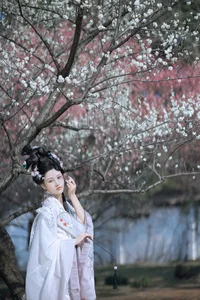 Artistic Visuals in YiTuYu Art Language Vol.7747: A Spotlight on Mu Er Dong Le - image 3