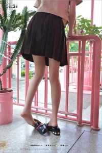 Model Jia Jia Presents Poetry and Distance Fashion Series - image 20