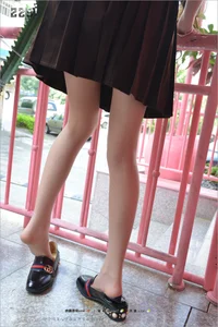 Model Jia Jia Presents Poetry and Distance Fashion Series - image 64