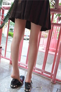 Model Jia Jia Presents Poetry and Distance Fashion Series - image 66