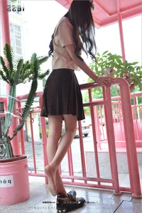 Model Jia Jia Presents Poetry and Distance Fashion Series - image 42