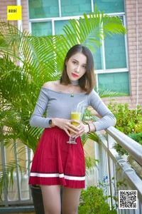 Sophisticated Style: Jun Jun in IESS Si Xiang Jia 135 Sandals Feature - image 78