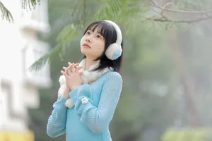 YiTuYu Art Language Vol.6554: Featuring the Elegant Jue Jue in a Stunning Photography Collection - image 6