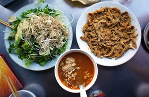 Da Nang Food Tour: Exploring the Rich Flavors of Central Vietnam - image 0