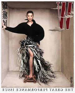 Reviewing Unique Fashion Campaigns for Fall-Winter 2024: Trends and Creative Directions - image 12