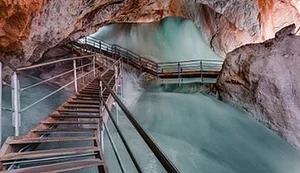Exploring the World’s Most Breathtaking Caves: A Journey Into Earth's Most Stunning Underground Geological Wonders and Hidden Landscapes - image 7