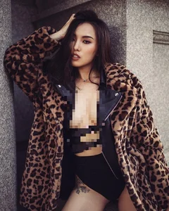 Modern Fashion Trends and Social Media: Navigating the Evolution of Influencer Style and Public Perception - image 7