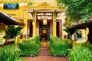 Nostalgic Dining: The Cooperative-Style Restaurant Recognized by Michelin Selected - image 4