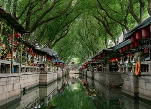 6 Must-Visit Asian Travel Destinations and Tours Trending for 2025 Travel Enthusiasts - image 2