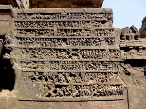 The Architectural Mystery of India: Exploring the Magnificent Kailasa Temple Carved from a Single Rock - image 8
