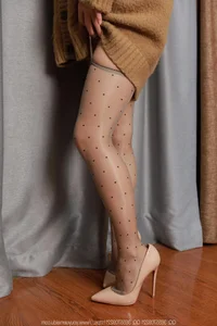 IESS Model Tu Tu Showcases Polka Dot Suspender Style - image 29