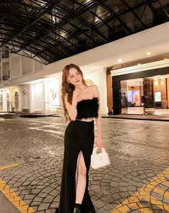 Stunning Post-Baby Transformation: How This Hot Girl Mom Redefines Modern Beauty - image 4
