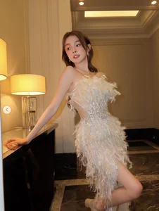 Stunning Post-Baby Transformation: How This Hot Girl Mom Redefines Modern Beauty - image 5