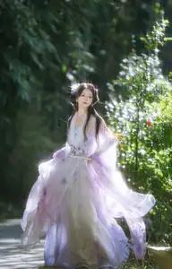 YiTuYu Vol.8633: Chi Yan Zai Zhe Li - Discover the Dreamy Ancient Fairy in the Deep Forest - image 4