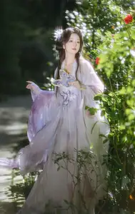 YiTuYu Vol.8633: Chi Yan Zai Zhe Li - Discover the Dreamy Ancient Fairy in the Deep Forest - image 2