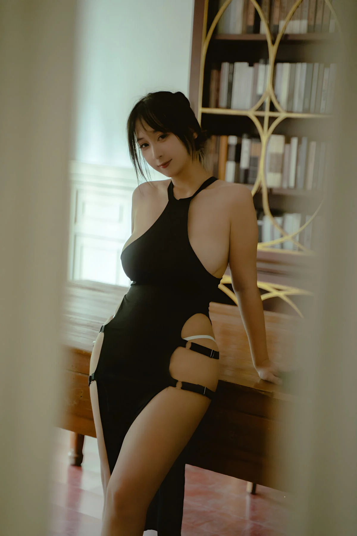 Mysterious Elegance: Coser Quin An An in the Black Pearl Series