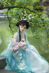 YiTuYu Art Language Vol.10403 Featuring Si Hua: A Comprehensive 21-Image Gallery Celebrating Professional Modeling and Creative Photography. - image 2