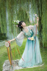 YiTuYu Art Language Vol.10403 Featuring Si Hua: A Comprehensive 21-Image Gallery Celebrating Professional Modeling and Creative Photography. - image 12