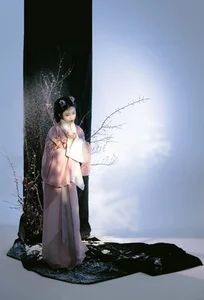 Stunning Portraiture: YiTuYu Art Language Vol.10344 Featuring Model Bai Yi Chun - image 20