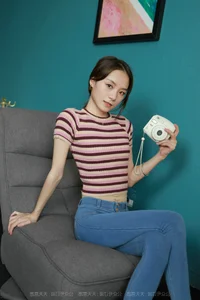 Xiaoliu IESS Fashion Gallery: Exploring the Denim and Stockings Aesthetic - image 50