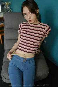 Xiaoliu IESS Fashion Gallery: Exploring the Denim and Stockings Aesthetic - image 63