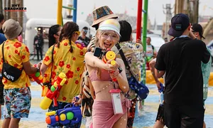 Experience the Vibrant Songkran Water Festival in Bangkok: A Complete Guide to Thailand's New Year - image 7