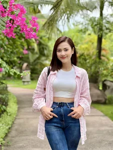 Behind the Screen: The Real-Life Style Transformation of the Doc Dao Star - image 8