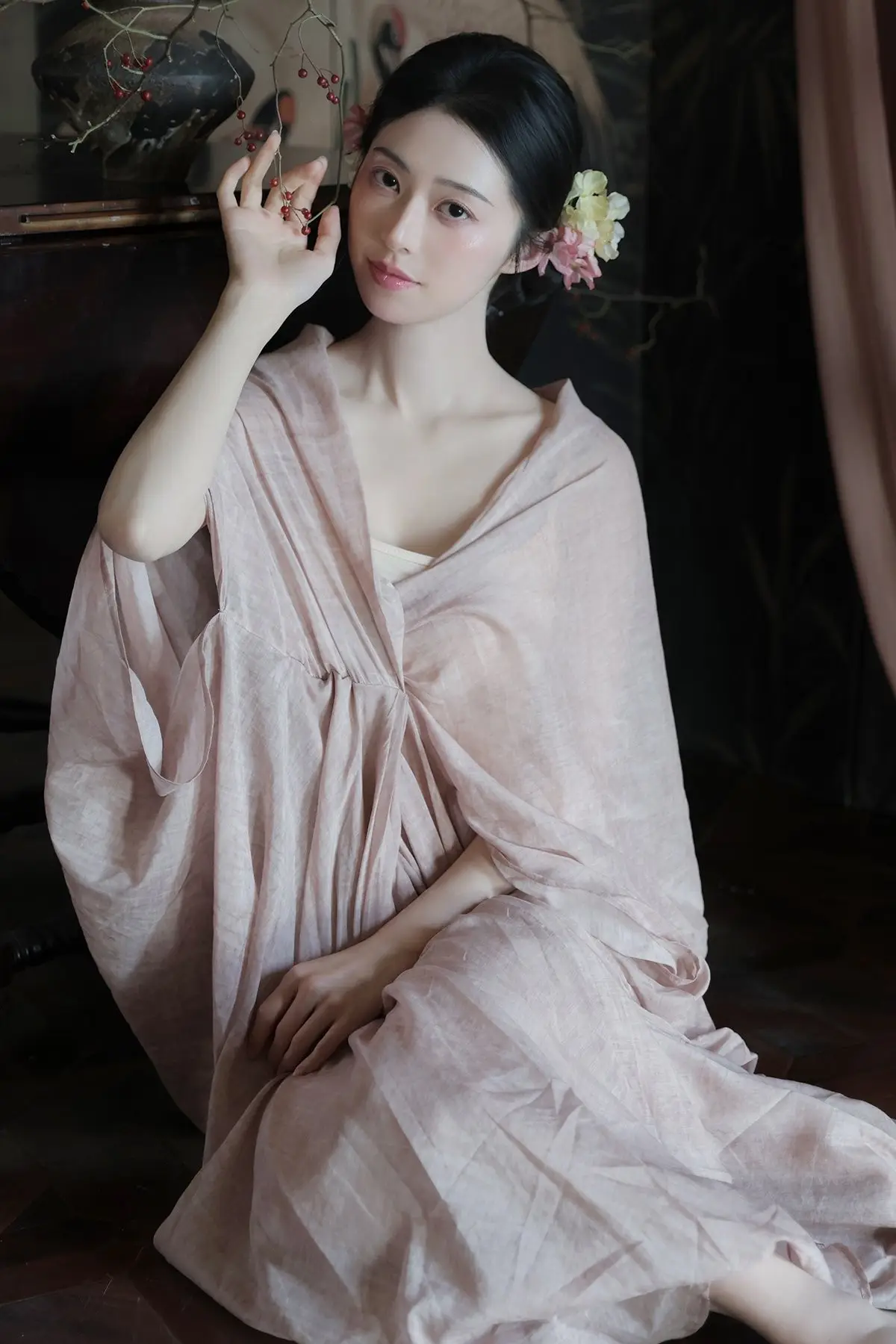 Fen Mian Gu Niang Vol.8577: Unveiling Exquisite Oriental Beauty in Classic Chinese Artistry