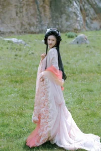YiTuYu Art Language Vol.7716: Exploring the Aesthetic Journey of Xiao Bei - image 15