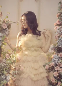 The Emotional Journey of Truc Anh: From Viral Tet Star to Stunning Young Woman - image 0