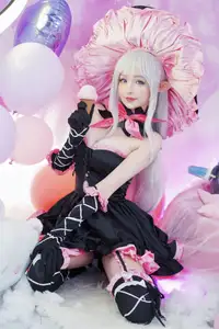 Discover the enchanting world of Coser Hidori Rose as Melty du Granite (32P) in stunning detail - image 6