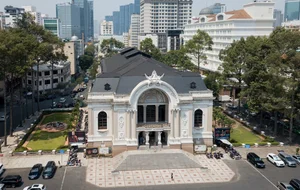 Exploring Ho Chi Minh City: Metro Ben Thanh - Suoi Tien Guide - image 2