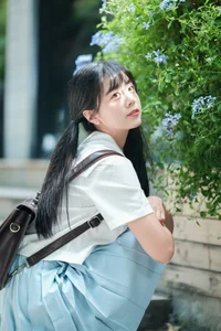 YiTuYu Art Language Vol.7917 Featuring the Elegant Yi Zhi Nuan Nuan Photography Collection - image 0
