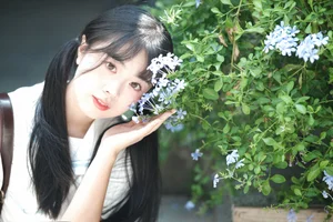 YiTuYu Art Language Vol.7917 Featuring the Elegant Yi Zhi Nuan Nuan Photography Collection - image 6