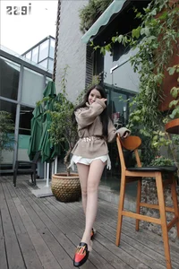 IESS Silk Bento 035: Model YY in Ultra-Thin Stockings and Leather Slippers - image 23