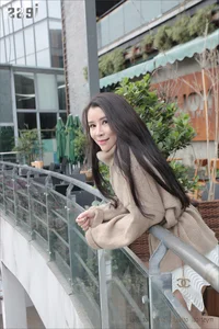 IESS Silk Bento 035: Model YY in Ultra-Thin Stockings and Leather Slippers - image 19