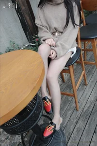 IESS Silk Bento 035: Model YY in Ultra-Thin Stockings and Leather Slippers - image 50