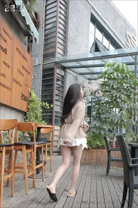 IESS Silk Bento 035: Model YY in Ultra-Thin Stockings and Leather Slippers - image 34