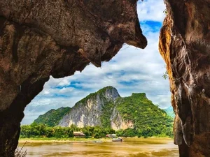 7 Must-Visit Destinations in Laos: A Guide to the Best Temples, Waterfalls, and Hidden Gems in Southeast Asia - image 7