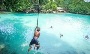 Most Extreme Inhabited Places on Earth: Living in the World's Harshest Environments - image 3