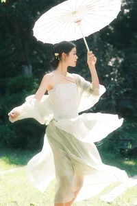 Sophisticated Visuals: YiTuYu Art Language Vol.4805 with Model Xiao Xie - image 1