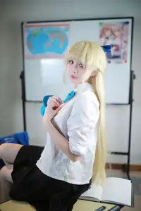 Coser Uesugi Erika Transforms into Asuma Toki in Captivating Blue Archive School Uniform (47P) - image 13