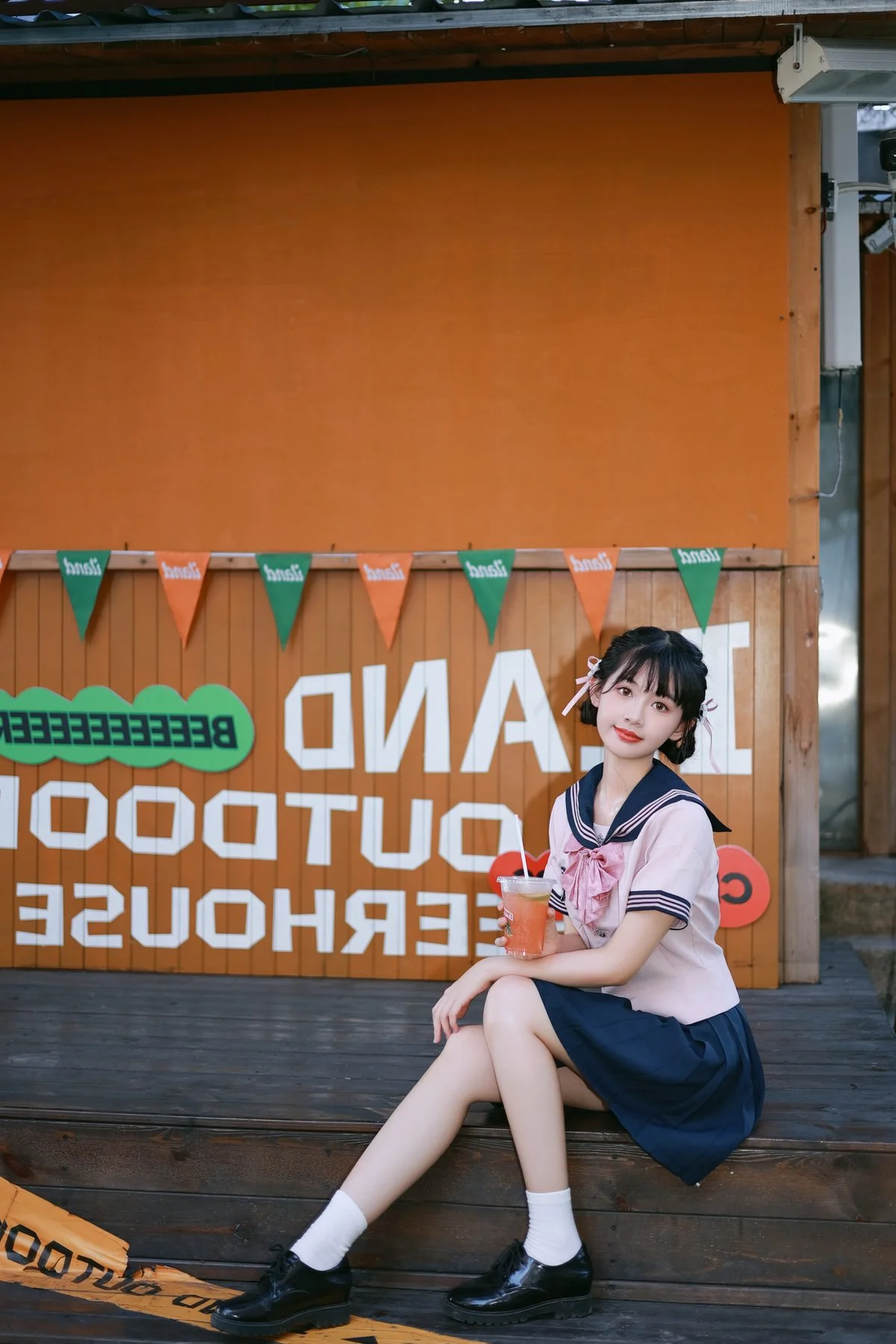 YiTuYu Art Language Vol.5162 Featuring Xiao Le: Sophistication and Style