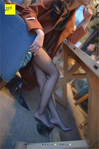 Timeless Beauty: Jing Jing in the Black Silk Legs Collection [IESS 209] - image 23