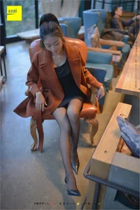 Timeless Beauty: Jing Jing in the Black Silk Legs Collection [IESS 209] - image 35