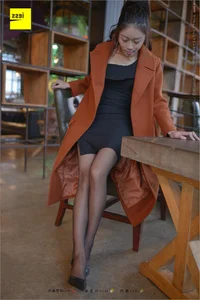 Timeless Beauty: Jing Jing in the Black Silk Legs Collection [IESS 209] - image 85