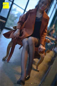 Timeless Beauty: Jing Jing in the Black Silk Legs Collection [IESS 209] - image 6