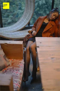 Timeless Beauty: Jing Jing in the Black Silk Legs Collection [IESS 209] - image 91