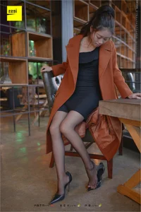 Timeless Beauty: Jing Jing in the Black Silk Legs Collection [IESS 209] - image 61